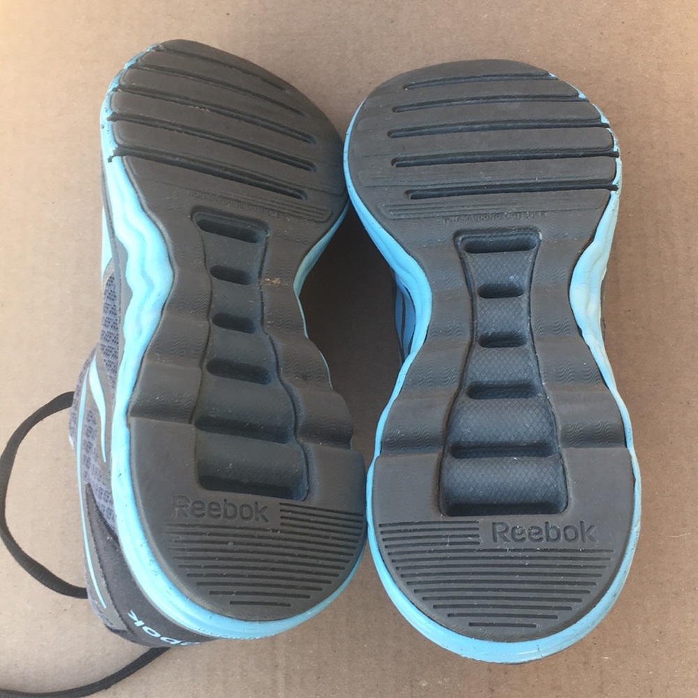 Reebok - Picture 5 of 5